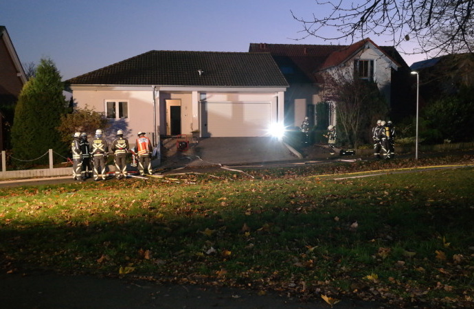 Wohnhausbrand schnell unter Kontrolle – Keine Verletzten