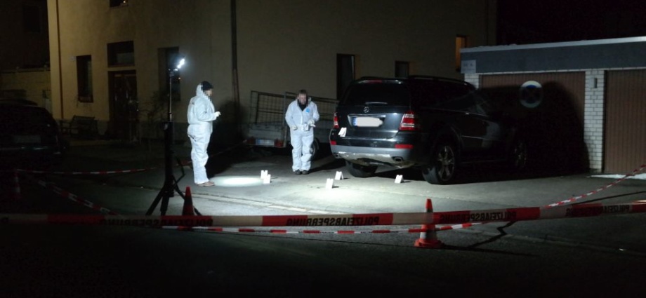 Bettenhausen: Raubüberfall mit Waffe – Täter auf der Flucht