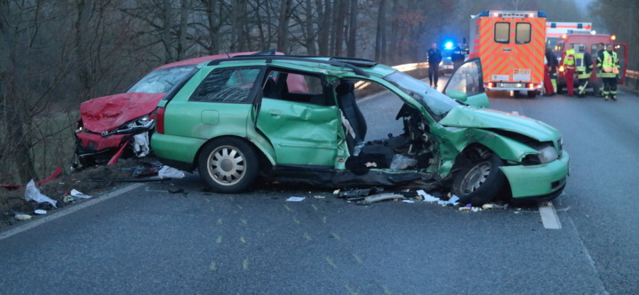 Schwerer Unfall auf der B7 bei Waldkappel