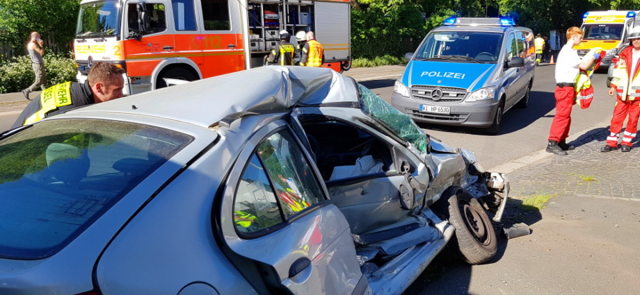 KS: Schwerer Unfall in der Mombachstraße