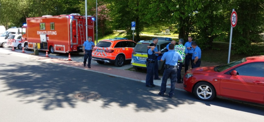 Osthessen: Drei Mädchen bei Ausflug in den Wald verirrt – Große Suchaktion geht gut aus