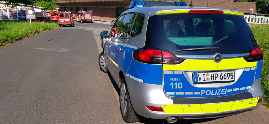 WOH: Maschine brannte in Halle – Zwei Verletzte