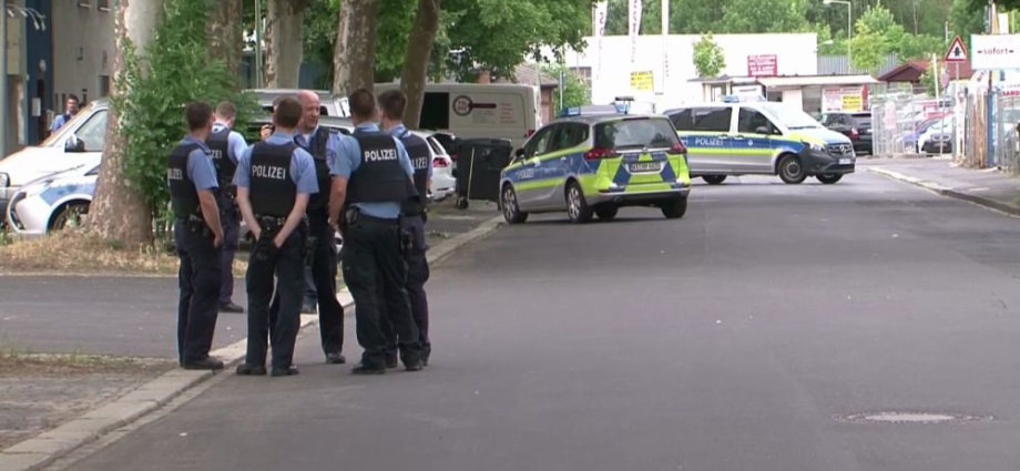 KS: Größere Schlägerei mit Waffen – Zwei Verletzte