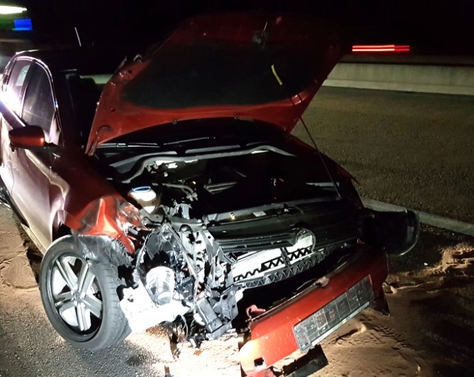 A7: Unfall mit PKW und LKW – 25-jährige schwer verletzt