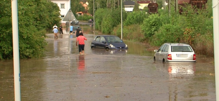 Trockenheit dann Unwetter – Mehr als 500 Einsätze bei Marburg