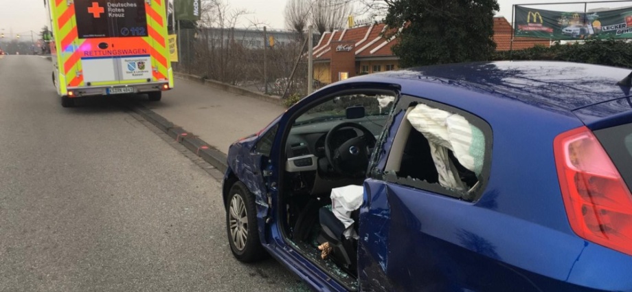 KS: Neun Beteiligte bei Unfall auf der Kohlenstraße