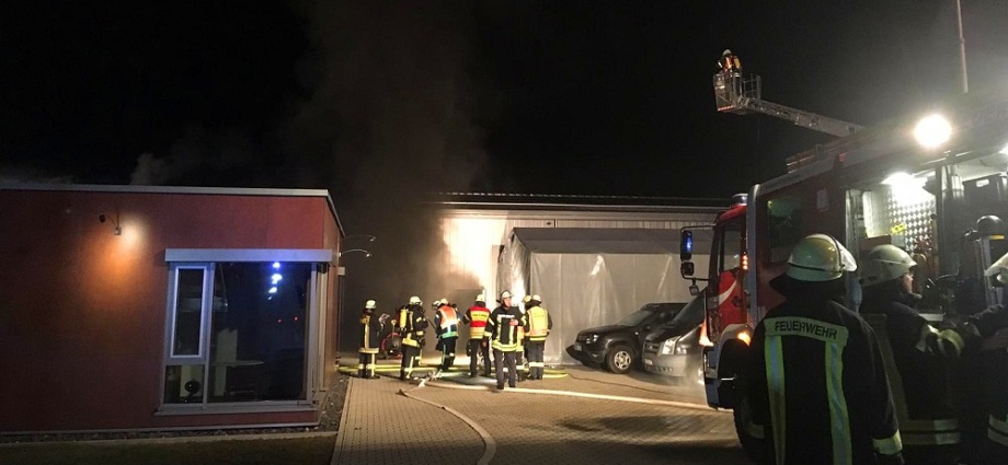 Maschine brannte in Tischlerei – Hoher Sachschaden