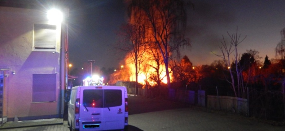 Gartenhütte in Griesheim ausgebrannt