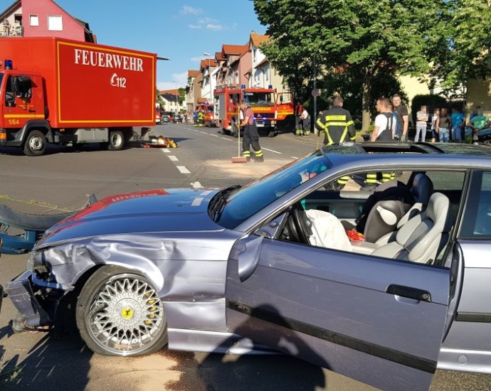 15.000 Euro Sachschaden nach Unfall in Lohfelden