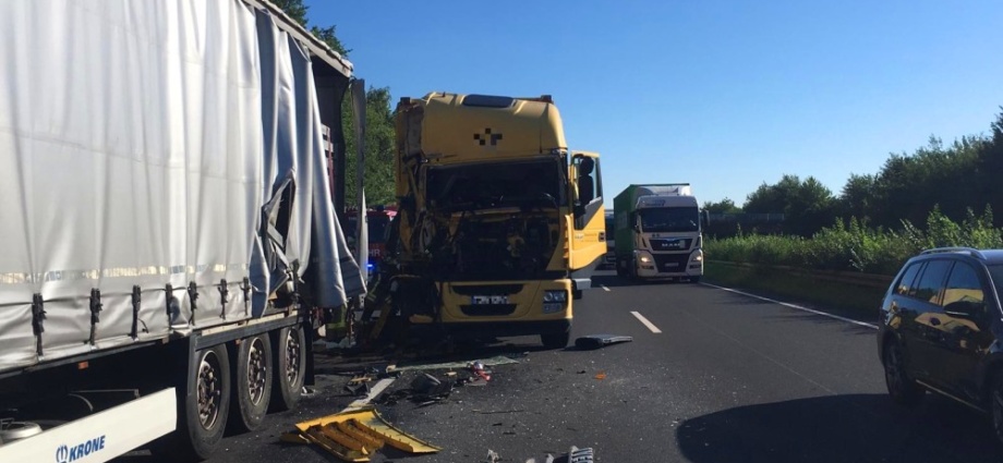 A7: LKW-Auffahrunfall bei Lutterberg