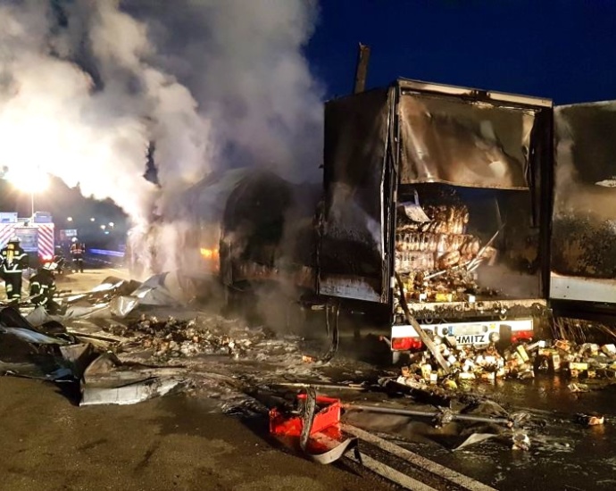 Rastanlage Hasselberg: Saft-LKW brannte auf A7 (Video)