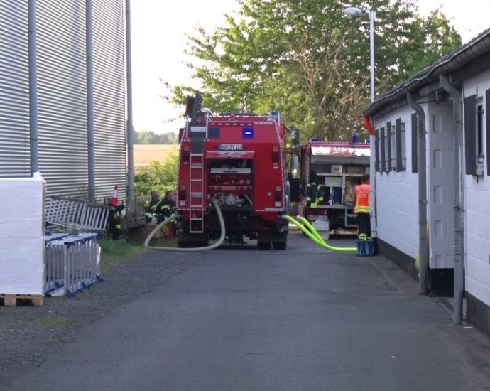 Gefahrguteinsatz in Wolfhagen – Rund 90 Einsatzkräfte im Einsatz