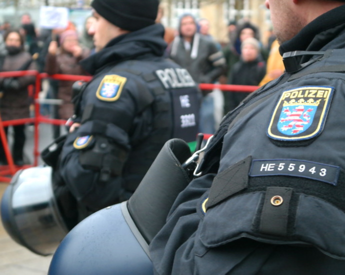 Spontane Versammlung in der Wolfhager Straße
