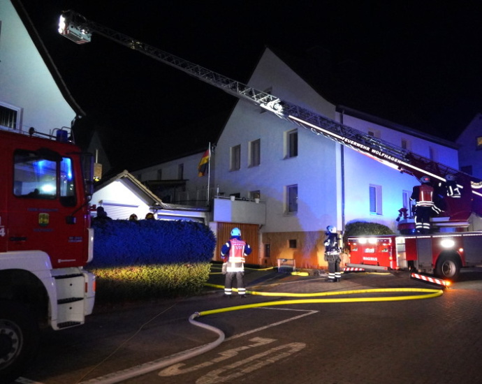 WOH: Schwelbrand in der Zwischendecke