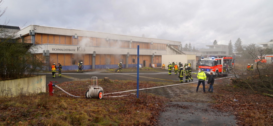 KS: Leerstehende Schule brannte in Kassel