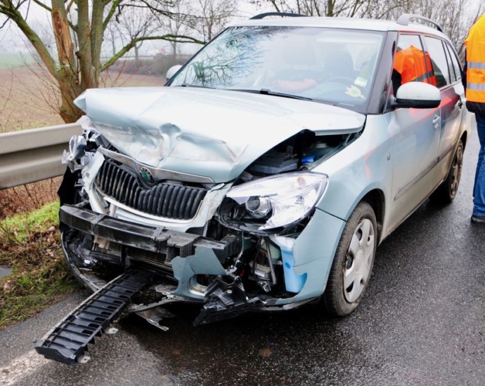 Totalschaden nach Vorfahrt Missachtung
