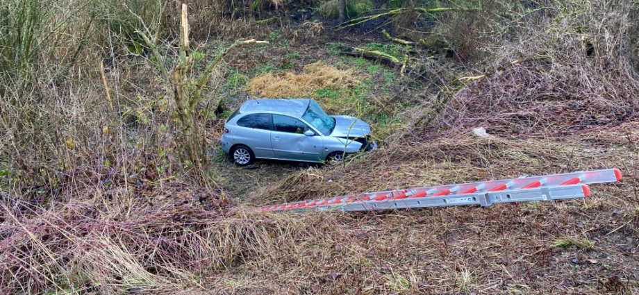 B83: Rettungshubschrauber nach Unfall bei Morschen im Einsatz
