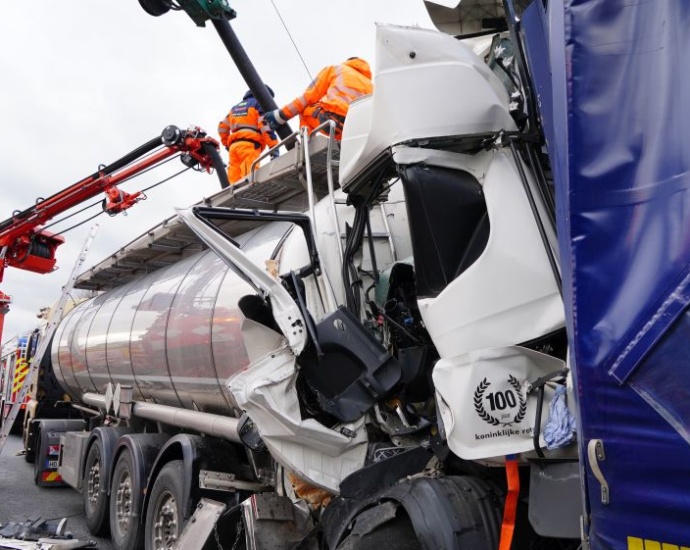 Unfallserie auf A7 – Weiterer LKW-Fahrer kommt ums Leben