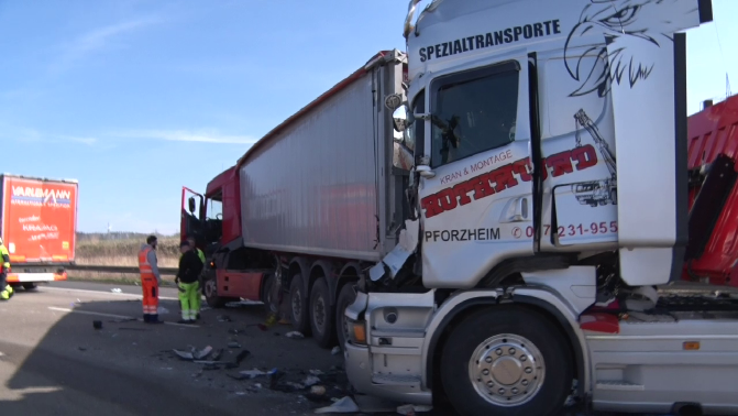 LKW-Unfall auf A7 bei Kassel