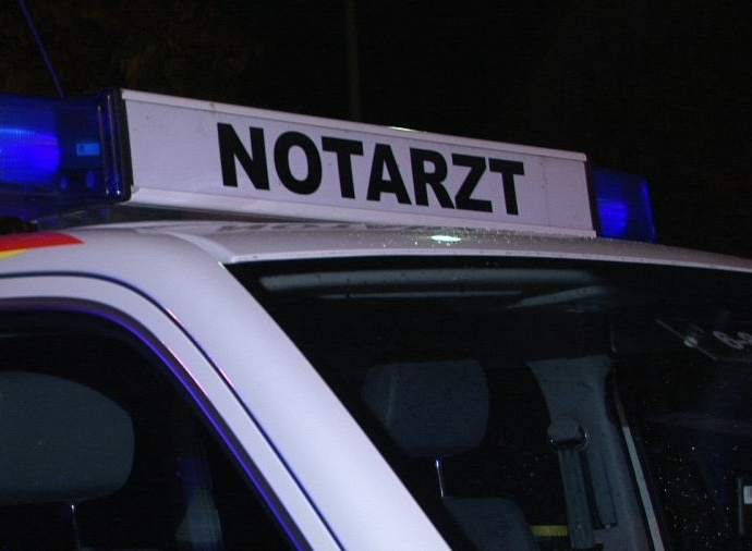 Frankfurt: Mutter geht mit Küchenmesser auf 15-Jährigen Sohn los