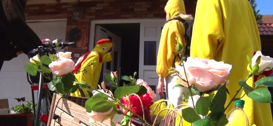 Volkmarsen: Kindergarten-Betreuer auf Ostermission unterwegs (Video)