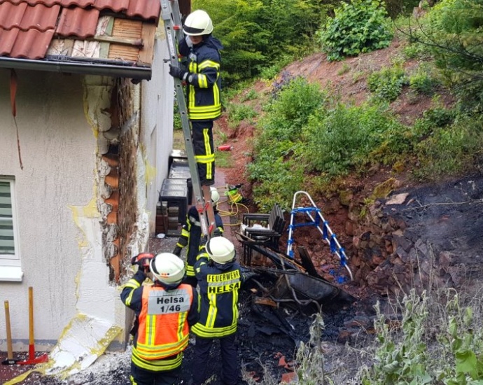 30.000 Euro Sachschaden nach Brand in Helsa