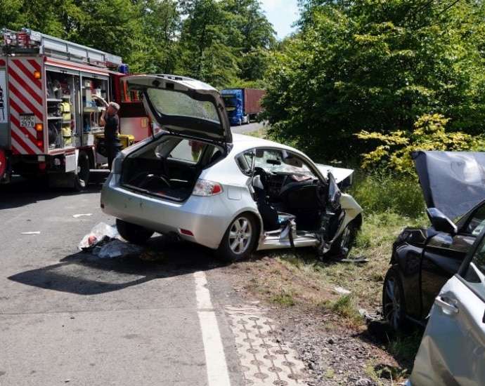 Drei Verletzte nach Unfall bei Günsterode