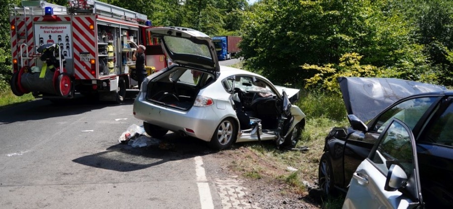 Drei Verletzte nach Unfall bei Günsterode
