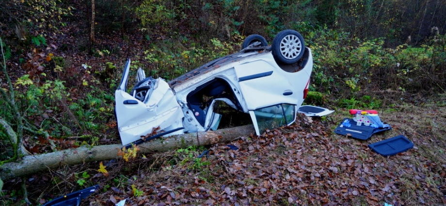 WOH: 19-Jährige bei Unfall auf B251 tödlich verletzt