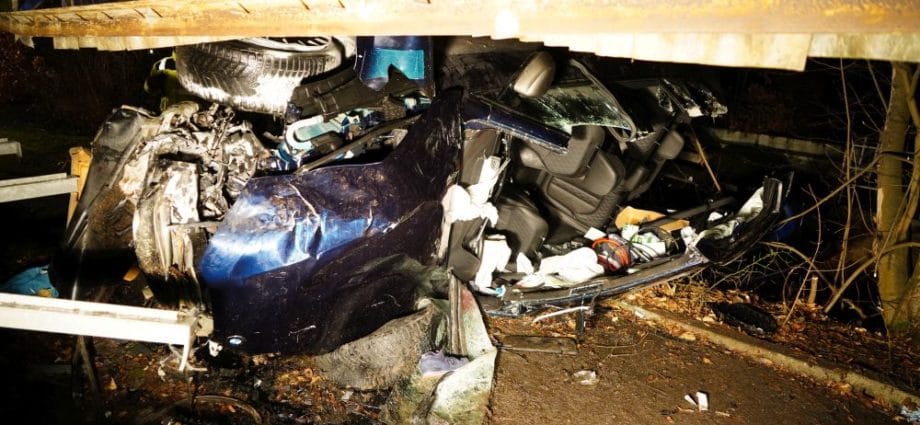 Kurioser Verkehrsunfall in Homberg Efze – Drei Verletzte