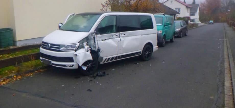 25.000 Euro Schaden nach Unfallflucht in Kaufungen