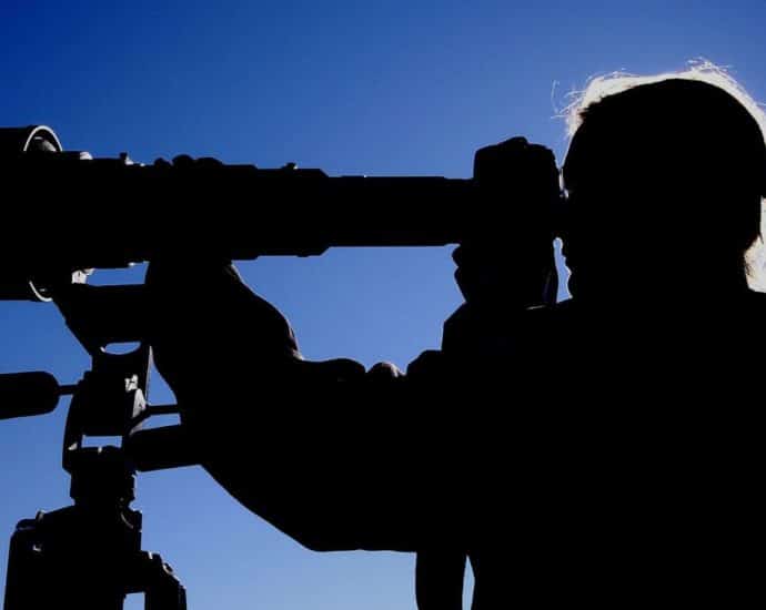 Planespotter: Fotoausrüstung mit Maschinenpistole verwechselt – Großeinsatz am Frankfurter Flughafen