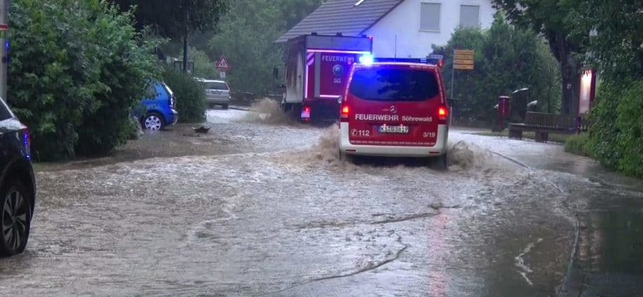 Unwetter über Söhrewald und Lohfelden – Feuerwehr stundenlang im Einsatz (VIDEO)