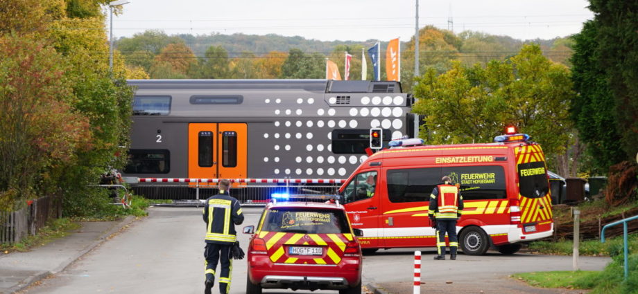 Unfall am Bahnübergang in Hofgeismar – 78-Jährige leicht verletzt