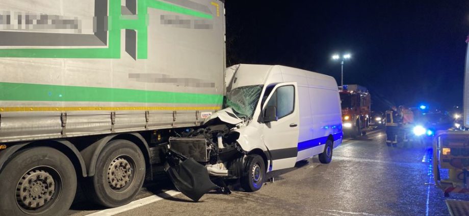 Schwerer Unfall auf der A7 bei Homberg Efze