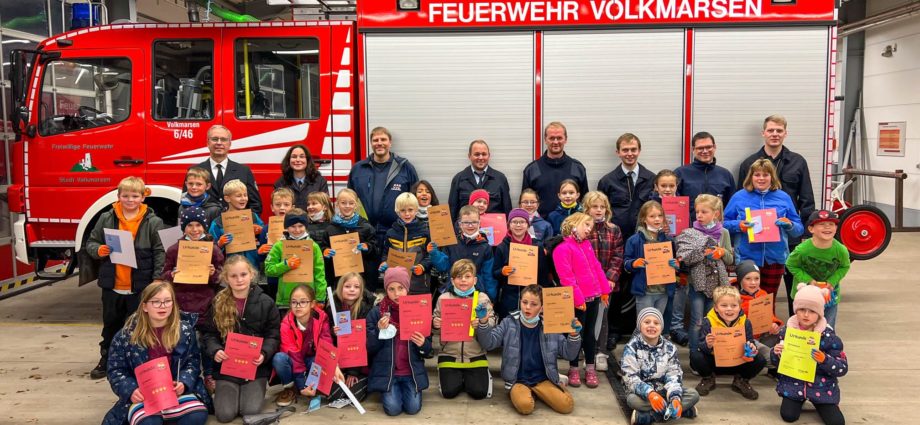Kinderfeuerwehr Volkmarsen erfolgreich bei der Abnahme der Tatzen