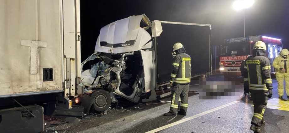 A4: Tödlicher Auffahrunfall am Stauende