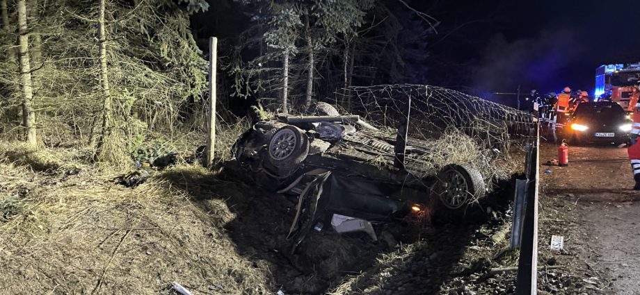 A7: 22-Jähriger verletzte sich nach Unfall schwer
