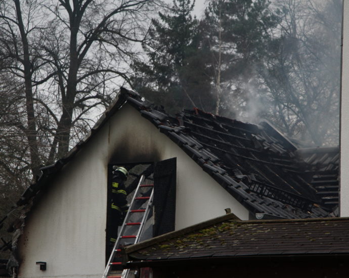 Fuldatal: Brand eines Schuppens angrenzend an ein Wohnhaus