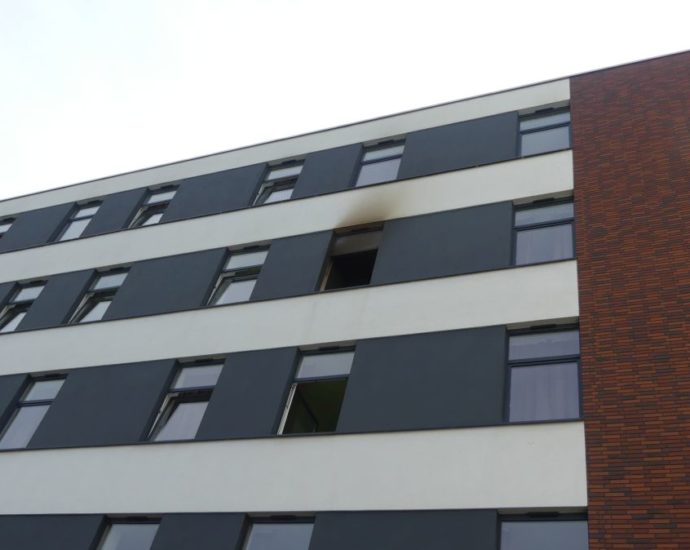 KS: Brand in Hotelzimmer – 15-Jährige leicht verletzt