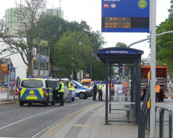 KS: Tödlicher Tramunfall auf der Weserstraße – Zeugen gesucht