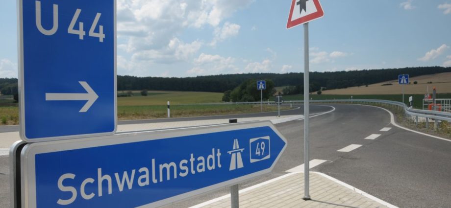 Teilstück eröffnet – A 49 bis Schwalmstadt für den Verkehr freigegeben
