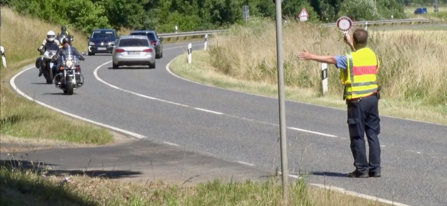 Positive Bilanz bei Zweirad-Kontrolle (VIDEO)