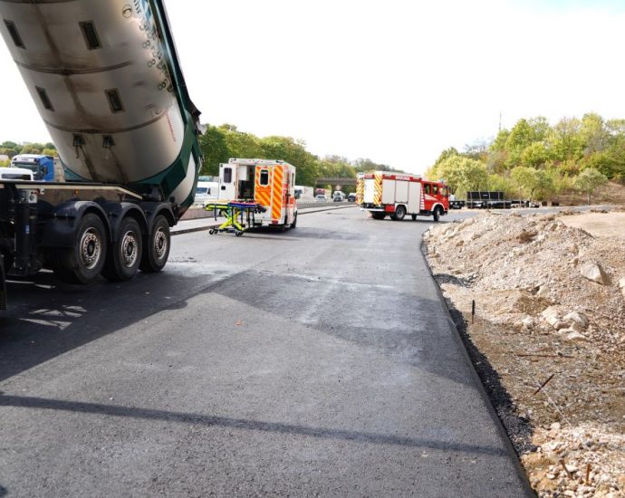 Schwerer Arbeitsunfall auf A44 Baustelle