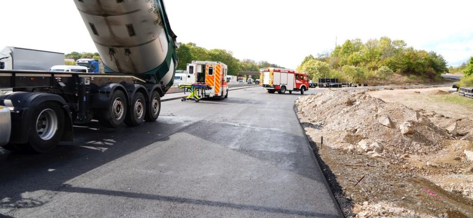 Schwerer Arbeitsunfall auf A44 Baustelle