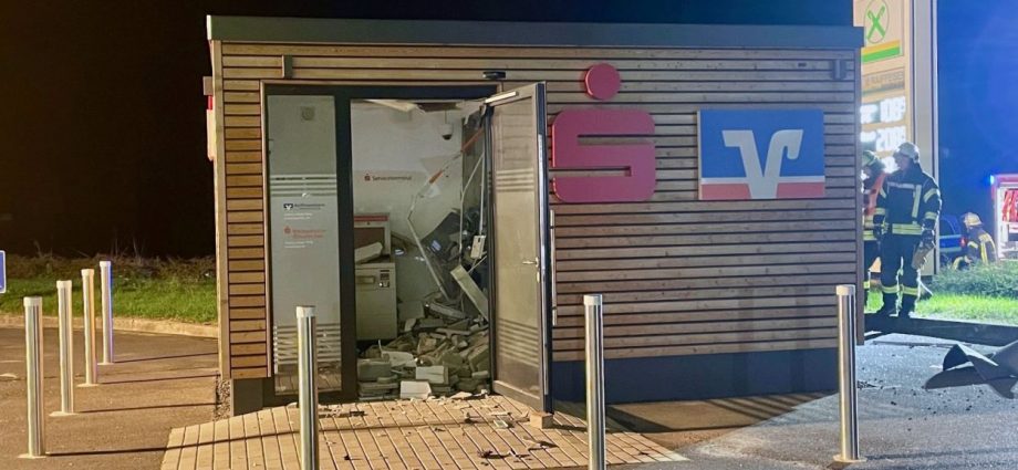 Geldautomat in Bischhausen gesprengt (VIDEO)