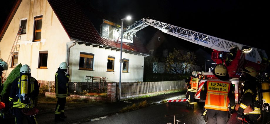 Drei Verletzte nach Wohnhausbrand in Unshausen