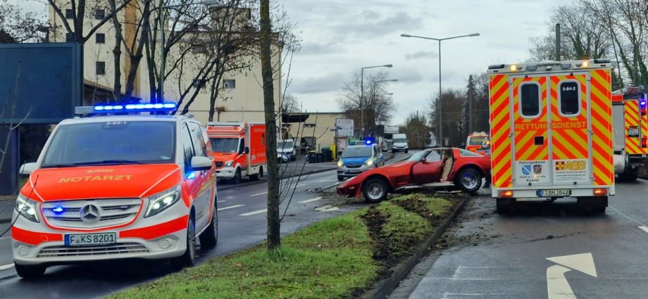 KS: Unfall mit Corvette – Beifahrerin verletzt
