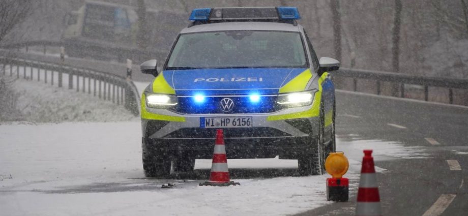 Schneeglätte sorgte am Morgen für rund 40 Unfälle in Nordhessen