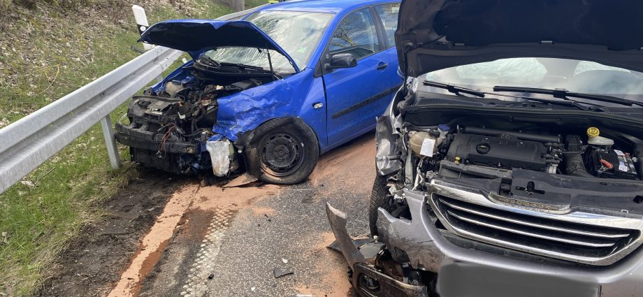 L3215: Schwerer Verkehrsunfall bei Schauenburg